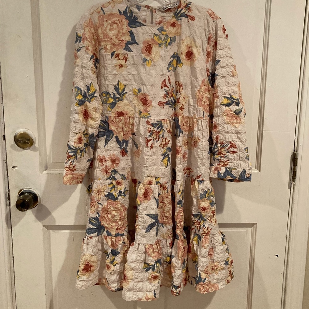 Zara floral dress size M